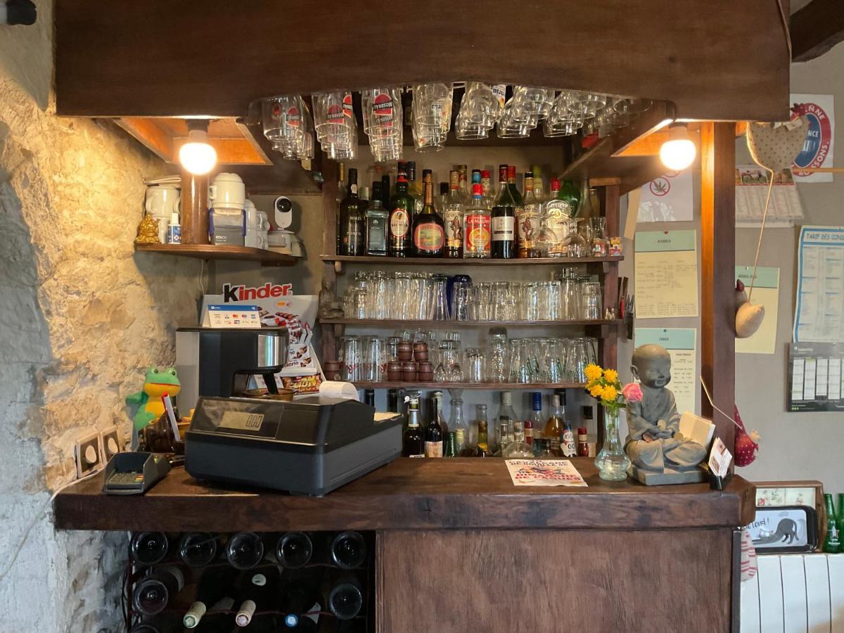 Chambres, Table D'Hotes Et Gites Les Mesanges Saint-Jean-de-Sauves Εξωτερικό φωτογραφία