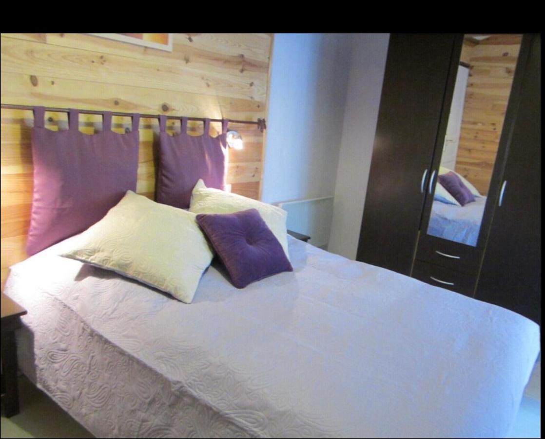 Chambres, Table D'Hotes Et Gites Les Mesanges Saint-Jean-de-Sauves Εξωτερικό φωτογραφία